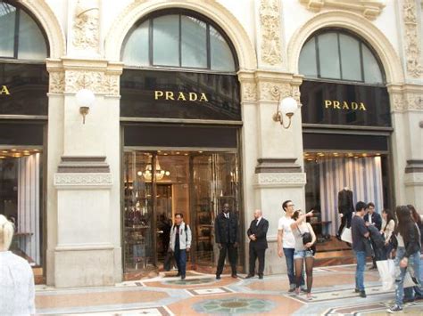 negozio prada milano marittima|PRADA: Tutto quello che c'è da sapere (AGGIORNATO 2024).